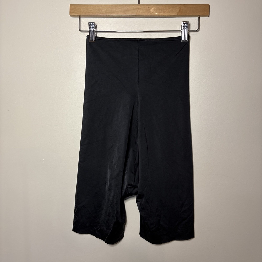 Spanx Slimplicity High Waist Mid Thigh Short in Steel Black Size Medium - Picture 3 of 6